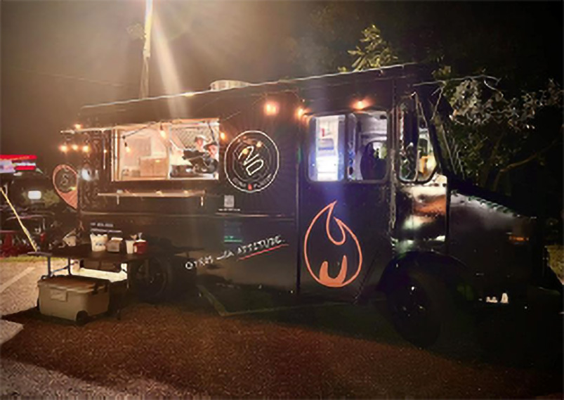 2 Delicious Gyro Fusion food truck